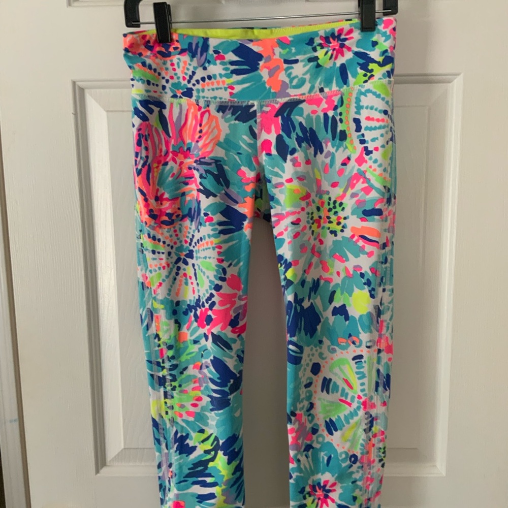 Lilly Pulitzer Luxletic Cropped pants M